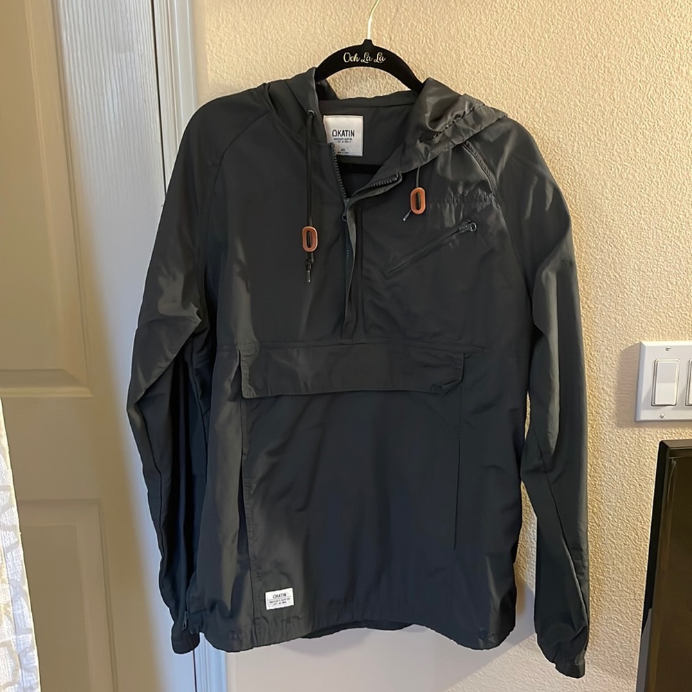 Never worn Katin mens pullover jacket!